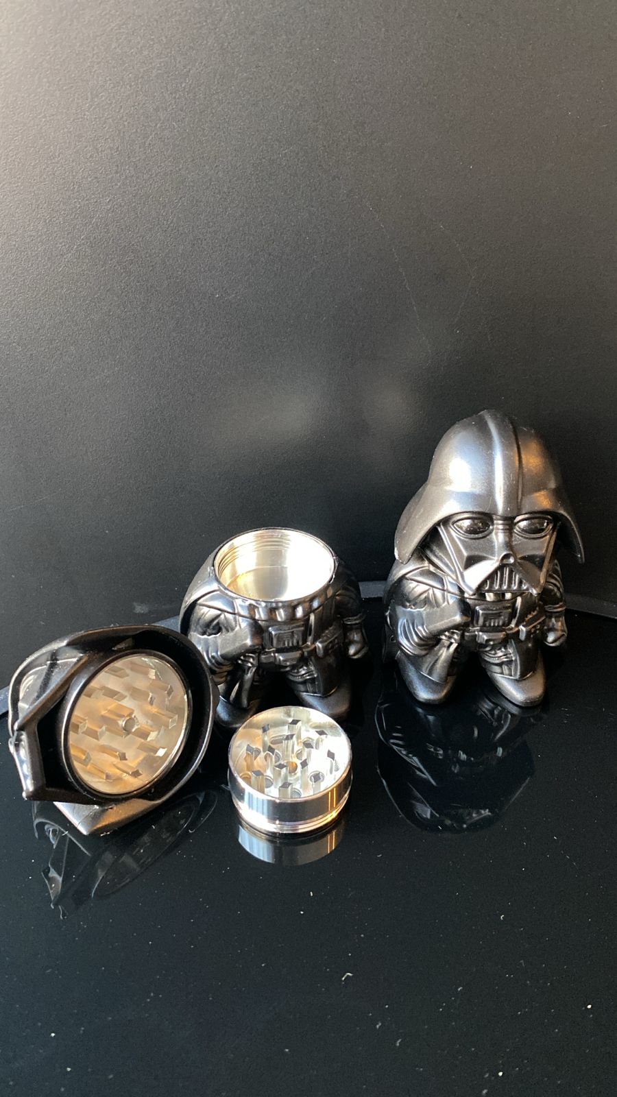 GRINDER DARTH VADER